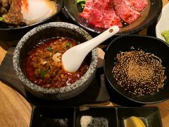 -炼火烤肉店