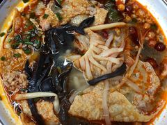 -丽丽三鲜螺蛳粉(田林路店)
