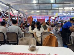 -刘姐啤酒鱼民族演艺餐厅(西街总店)