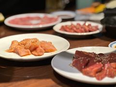 -焼肉まんぐう