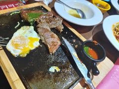 -豪客来牛排(空港华联店)