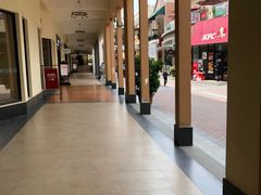 -王府井奥莱临潼小镇(临潼店)