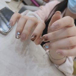 -Fanni美甲美睫皮肤管理