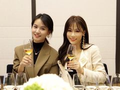 -无锡苏宁银河国际酒店·大堂酒廊