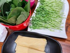 -八宝牛潮汕鲜牛肉火锅(净月店)