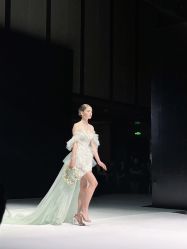 -Renee芮亦婚纱