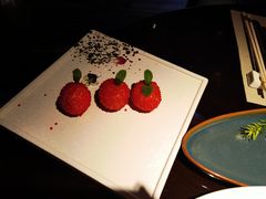 -江上荟·创意中国菜(绿地缤纷城店)