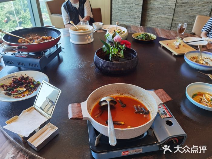 筒子骨炖黄鸭叫·許家故事(凯德广场店)图片