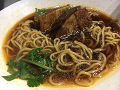 招牌红烧半筋半肉面-厝内小眷村(天河南一路店)