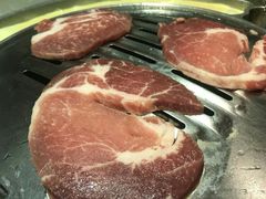 -哈哈碳都·牛肋条无限自助烤肉(台江万达店)