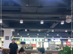 大堂-齐氏风味砂锅居(海口路店)