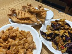 炸偏口鱼-方城小吃店