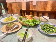 -蜗牛小馆醉乡民谣云南菜(惠新西里店)