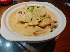 -小小饭店·休闲农庄·安吉松树林里的农家菜
