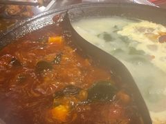 -鹿鸣山草本茶香火锅(园西路店)