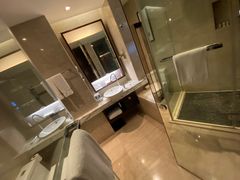 -上海龙之梦万丽酒店