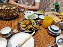 -蚝堡海鲜·威海菜·海肠捞饭·烧烤·亚洲吃蚝公司(幸福门店)