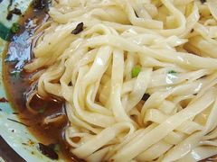 -阿依娘镇店豌杂面(三峡广场店)
