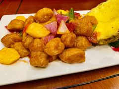 菠萝咕咾肉-凯宾斯基大酒店·三楼御龙轩中餐厅