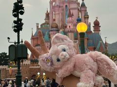 -小镇影院迪士尼小熊Duffy与他的朋友合影地