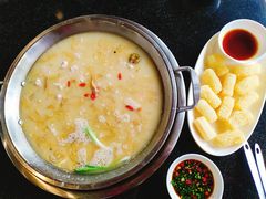 -老来福·非遗酸汤兔(凯旋路店)