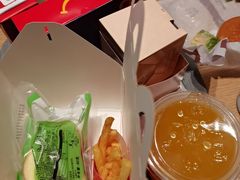 -麦当劳(中山公园龙之梦店)