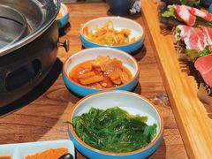 -明洞阿姨·韩式酱蟹烤肉·创意料理(三元桥店)