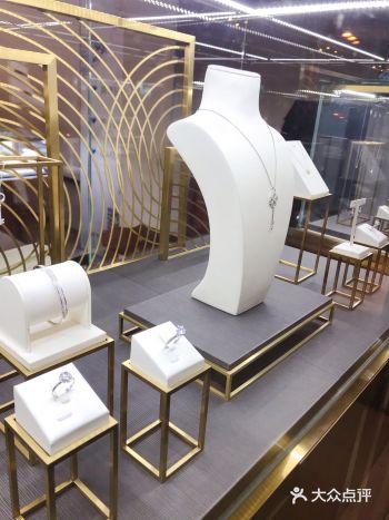 在金华也可以定制到一枚理想的婚戒哦！