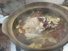 -威邵鸡煲(西华路总店)
