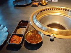 -铭牛烧肉·和牛海鲜自助(高新月牙湖店)