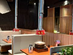 -山之屋炭火烧肉·生啤畅饮(大朗万科中央公园店)