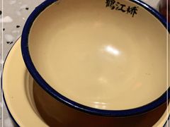 -鹤江桥·红油牛肉粉(SKP店)