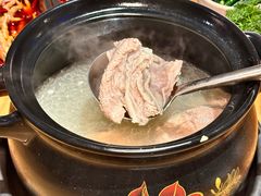 -城墙拐拐火锅(三峡广场黑金冠店)