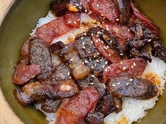 腊肠腊肉润肠饭-红星光发煲仔饭(文海店)