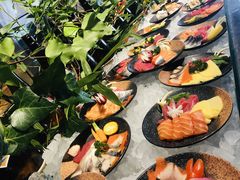 -昆明华邑酒店-鲜艳全日餐厅
