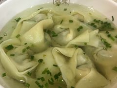汤馄饨-潘国仙耳光馄饨(黄家阙路店)