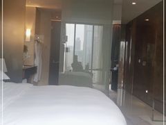 -广州天河希尔顿酒店