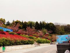 -UNI UNI(环亚凯瑟琳店)