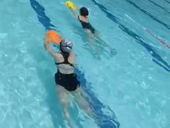 -斯波特游泳健身运动中心