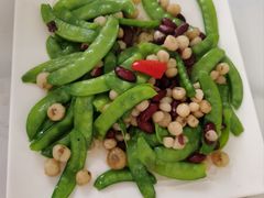 小马蹄炒百合-万家海鲜饭店