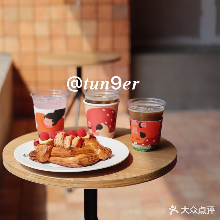 救命我超爱的下腰girl来东莞Xu’s cafe咯