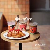 救命我超爱的下腰girl来东莞Xu’s cafe咯