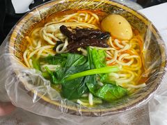-丁记牛肉手擀板面