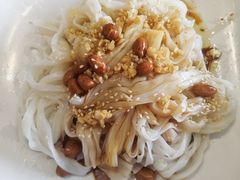 -甘掌门·化州驰名牛杂粉(越秀店)