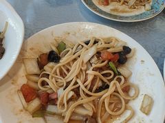 -汗腾格里·风味餐厅(新疆驻京办店)