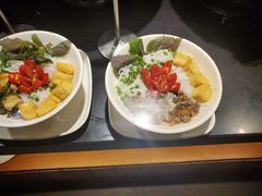 -河内西湖莲花自助餐厅