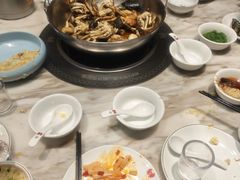 -七欣天香辣蟹火锅(南京建宁路大观天地店)