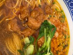 辣肉面-沪西老弄堂面馆(定西路店)