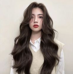 -安蒂护肤造型