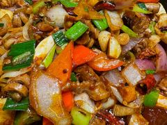 -老滇山寨•云南特色菜•地方菜•民族风情歌舞表演(金碧店)